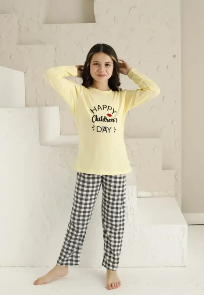 Pijama Fete , Mâneca Lungă si Pantaloni Lungi ,Happy Children Day,Culoare Galben,Engros